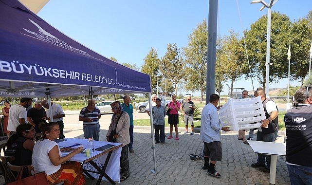 Efes Selçuk İncir Üreticisine Büyükşehir'den Destek