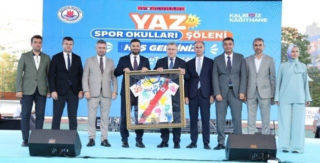 Kâğıthane Yaz Spor Okulları Coşkulu Finali
