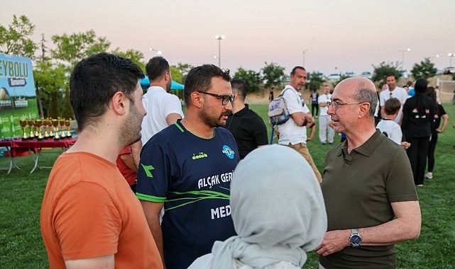 Selçuklu Çim Voleybolu Turnuvası Coşkuyla Bitti