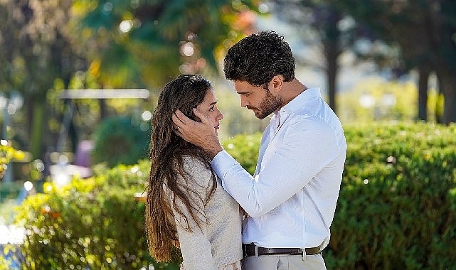 Menekşe Dizisi Sete Çıktı: SHOW TV'de Yeni Romantik Hikaye